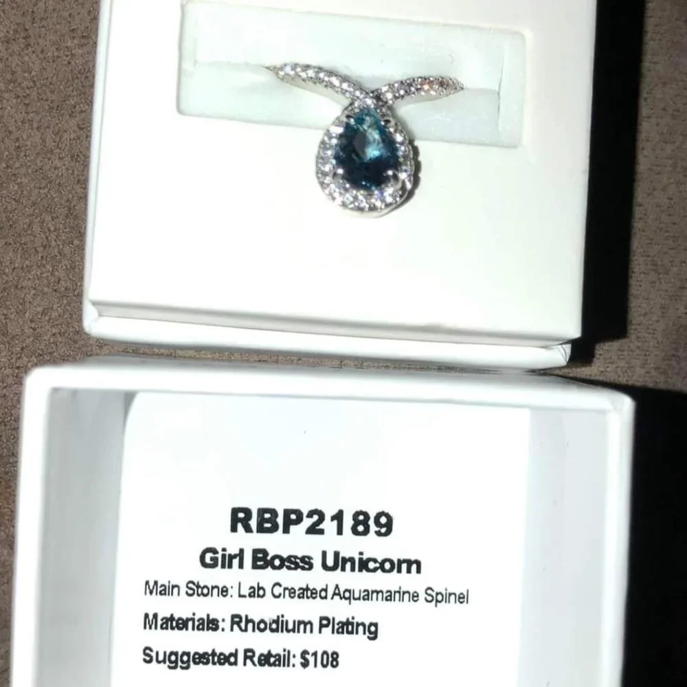 Beautiful ring RB - Picture 1 of 2